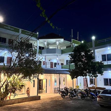 The 99 Inn Hotel Pak Chong Exterior foto